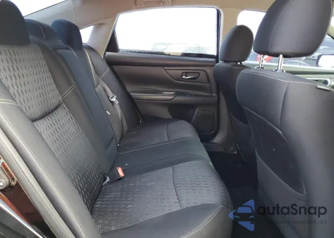 2016 Nissan Altima 2.5 z USA, uszkodzony, nr VIN 1N4AL3AP3GC255331